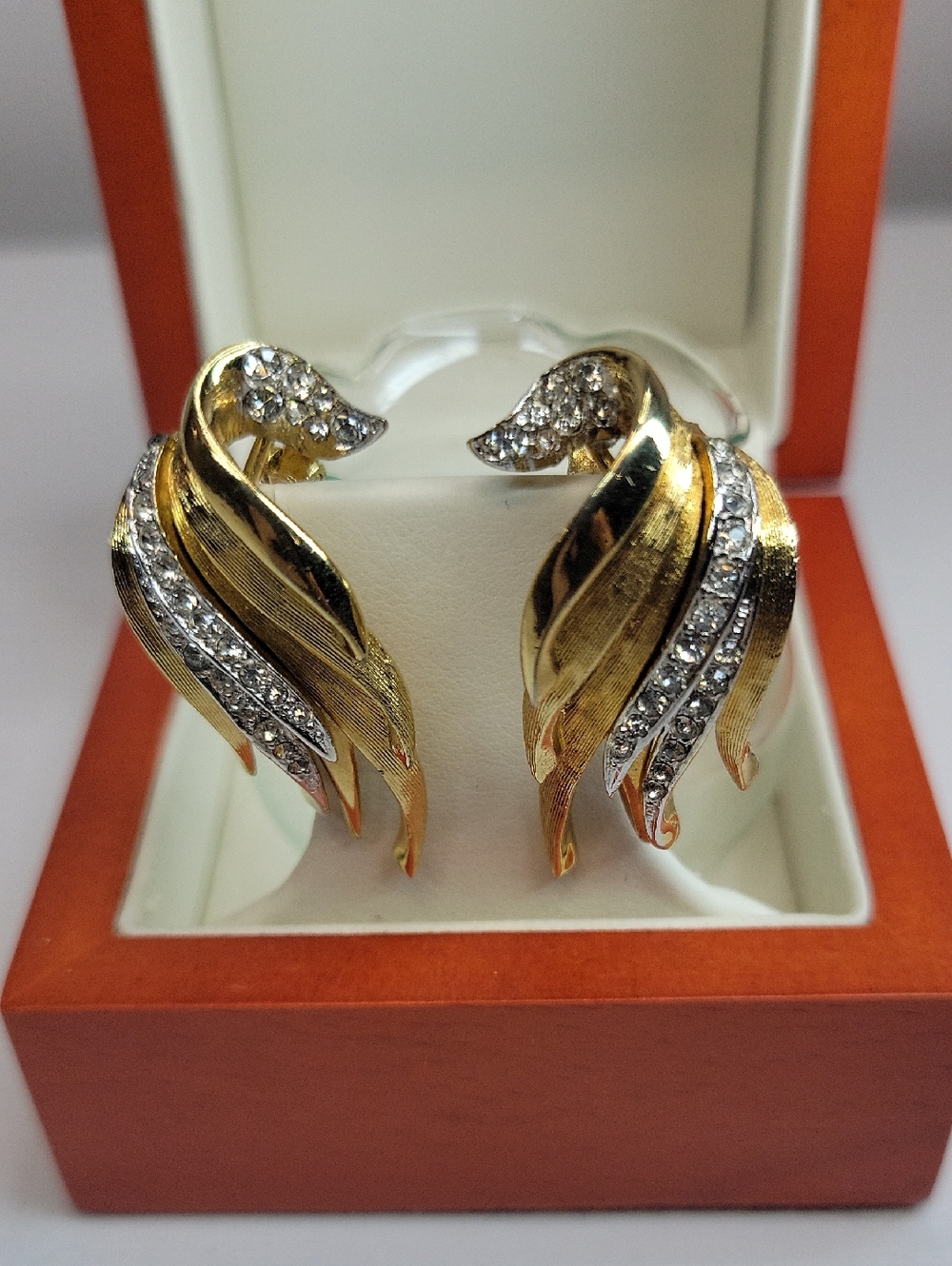 Vintage Boucher Clip On Earrings